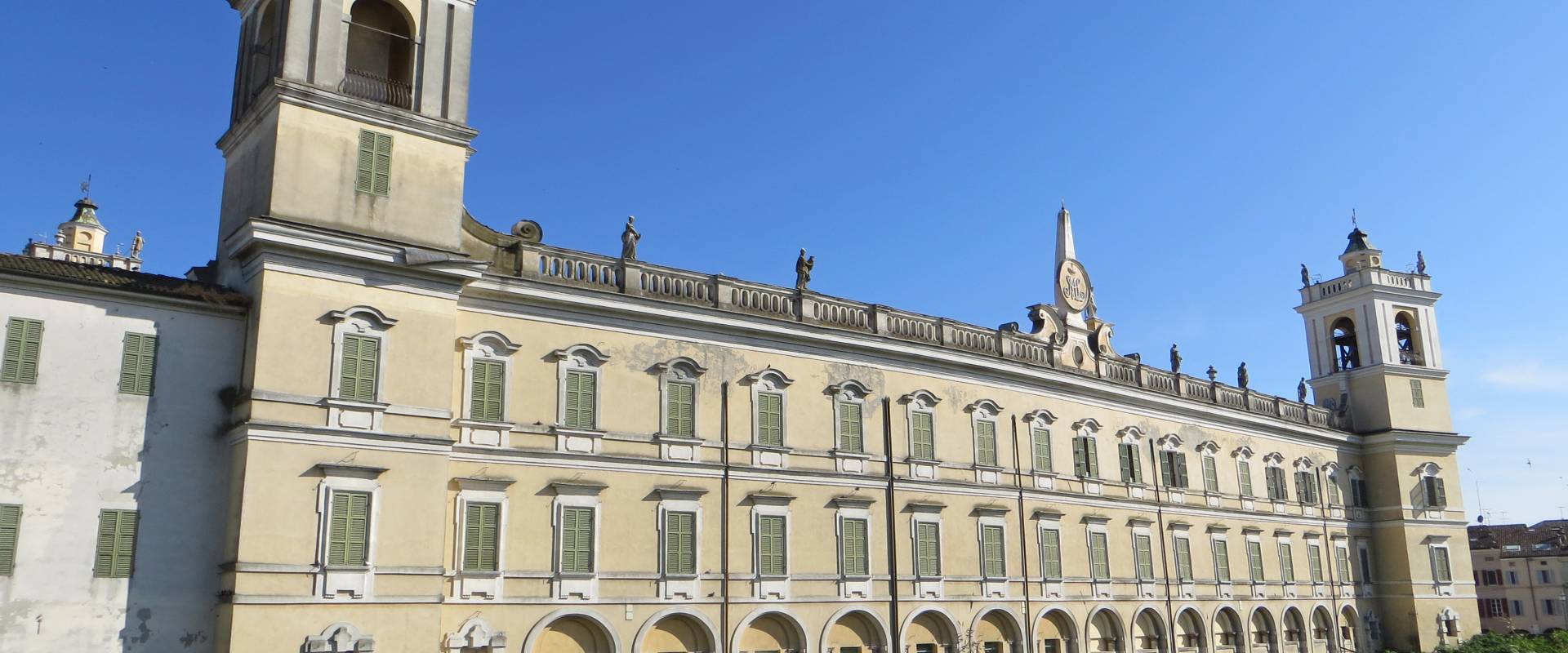 Palazzo Ducale (Colorno) - lato nord-ovest 2 2019-06-20 foto di Parma198